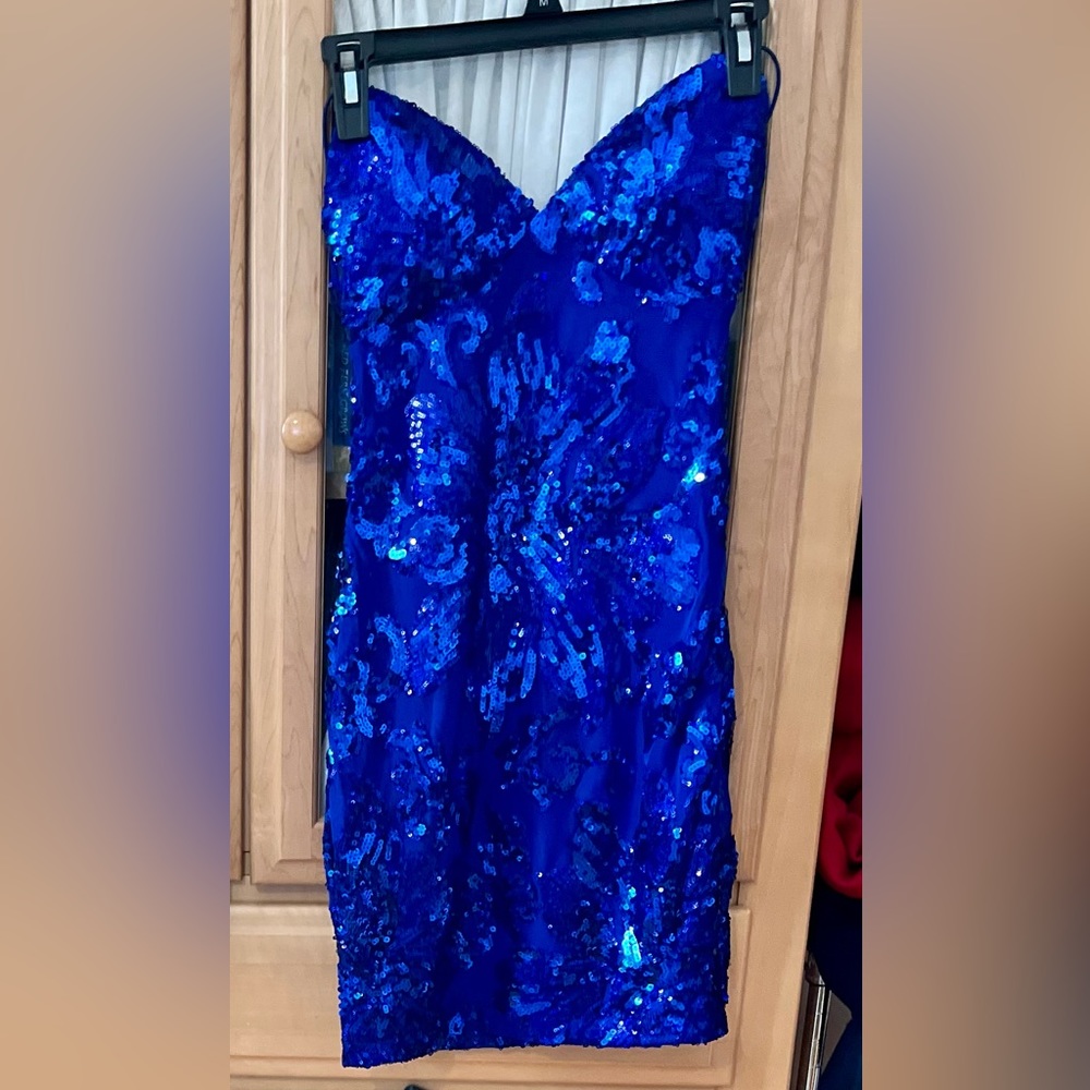 Windsor Cindra sequin strappy dress